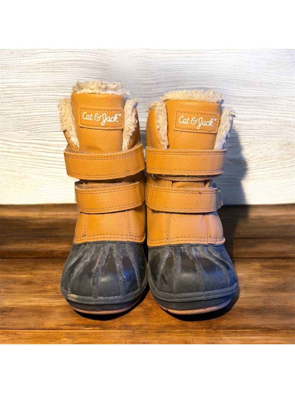 Cat & Jack Kids Snow Boots Size 10 Tan Brown Faux Fur Lined Winter Duck Boots